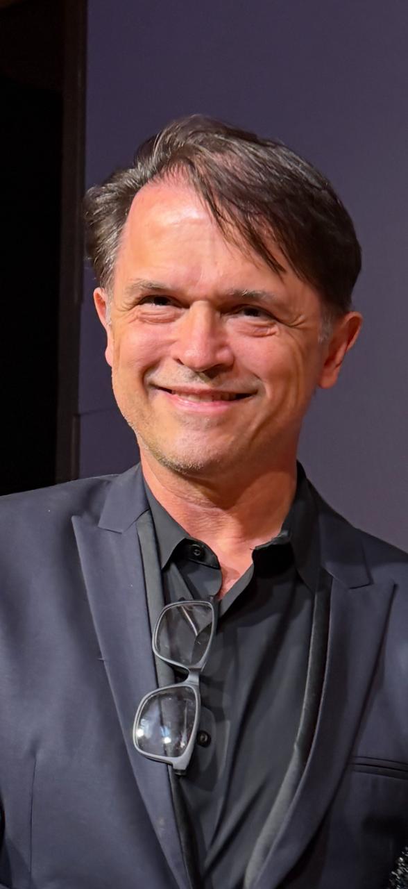 Dr. Marcos Gobbo